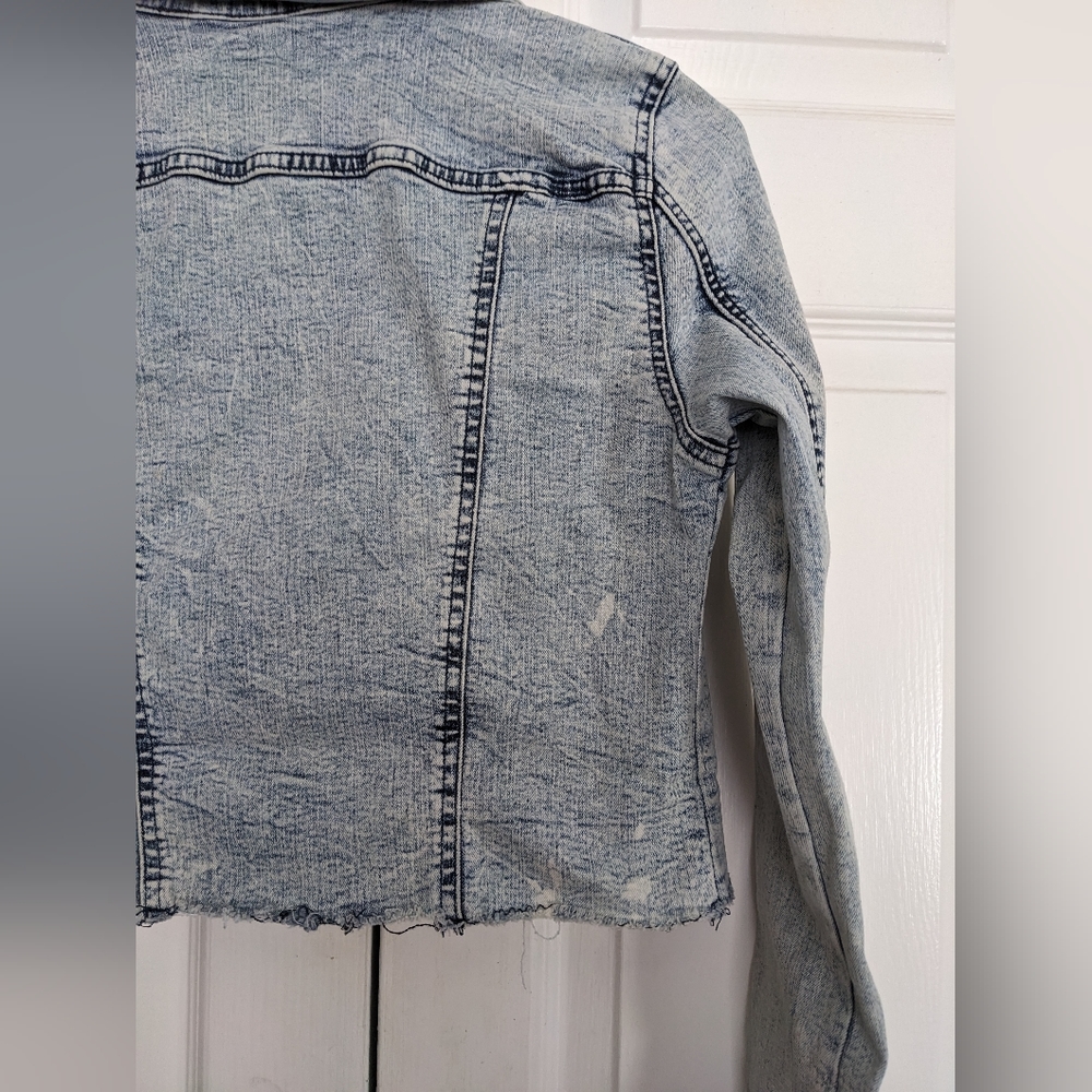 Denizen from Levi's Women's Jeans Jacket - Picture 6 of 16